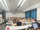 南京医科大学口腔医好色tv
陈亚明教授主讲《口腔材料学》公开示范课
