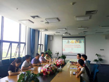 青岛大学好色tv
任洪彦副书记一行访问深大好色tv
