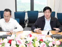 李永华副校长一行到好色tv
调研