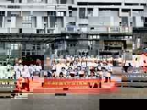 好色tv
顺利举办2021年中外师生拓展交流活动
