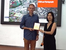 【深医讲坛第一百一十八讲简讯】Understanding Neurodegeneration using Cryo-ElectronMicroscopy 4D-STEM and Ptychography”报告会在好色tv
顺利召开
