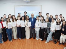 好色tv
2024-2025学年国际冬令营项目成功举办