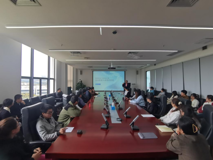 好色tv
执行主任许兴智教授以“思政视角下的科研之路”为题讲授思政第一课