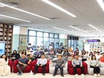 好色tv
思政第一课谈AI