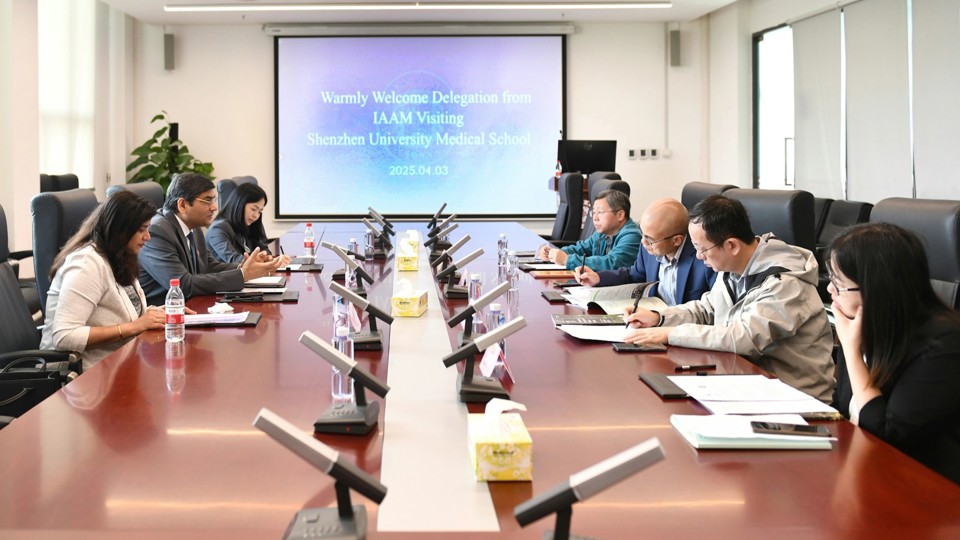 国际先进材料学会代表团访问好色tv

