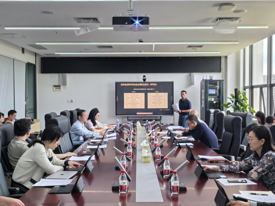 5ff599128b7f5556e07651b0b7a1ceb